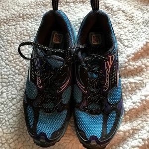 Brooks Cascadia trail running shoes